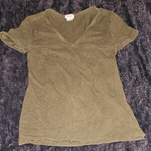 Casual Olive V-Neck Tee for Women